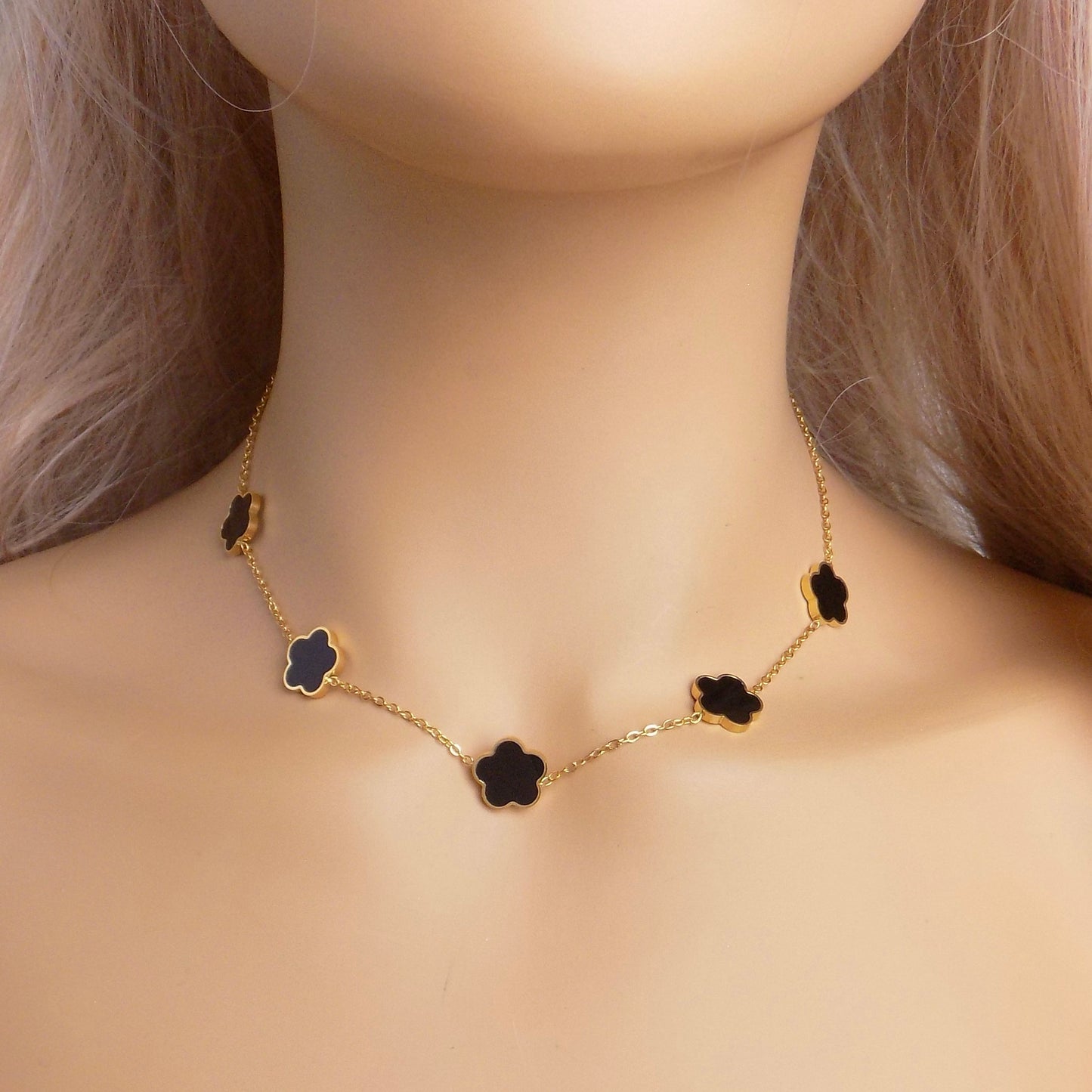 Black Clover Necklace 18K Gold Stainless Steel 5 Motif Flower Chain