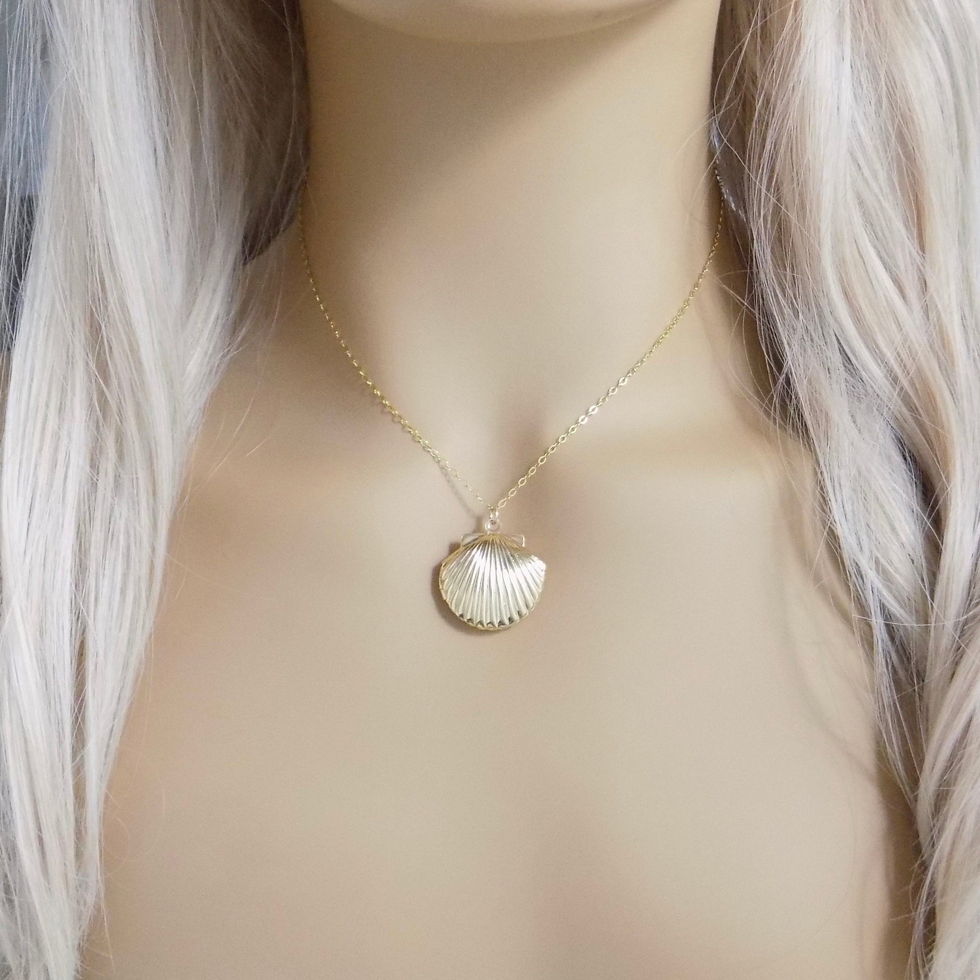 Shell Necklace - Gold Locket Necklace