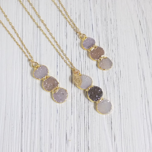 Custom Initial Necklace, Statement Jewelry, Personalized Druzy Necklace Personalized Gift Bridesmaid Gift Crystal Necklace Gift Women R10-01