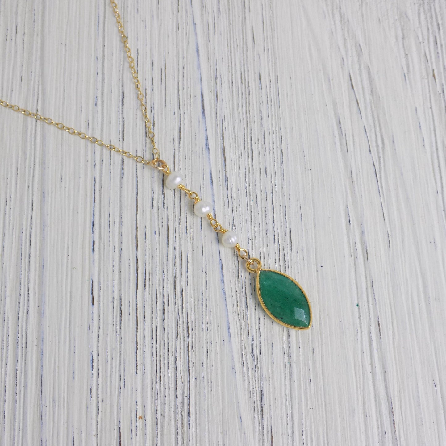 Green Emerald Lariat Necklace, Pearl Y Necklace, May Birthstone Necklaces, Genuine Emerald, Bridal Jewelry, M5-407