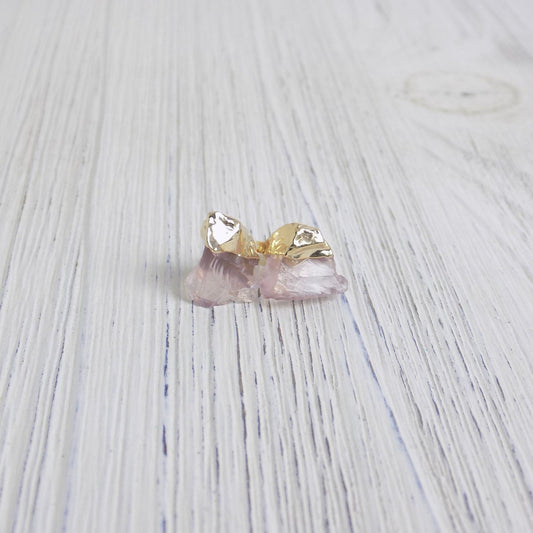 Pink Stud Earrings, Raw Rose Quartz Earrings, Light Pink Gemstone Earrings, Chunky Stone Earrings, Gold Studs, Raw Stone Jewelry, G13-135