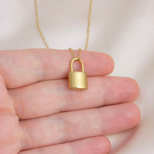 Gold Lock Charm Necklace For Layering, Trendy Modern Layers, Gifts For Her, M6-134