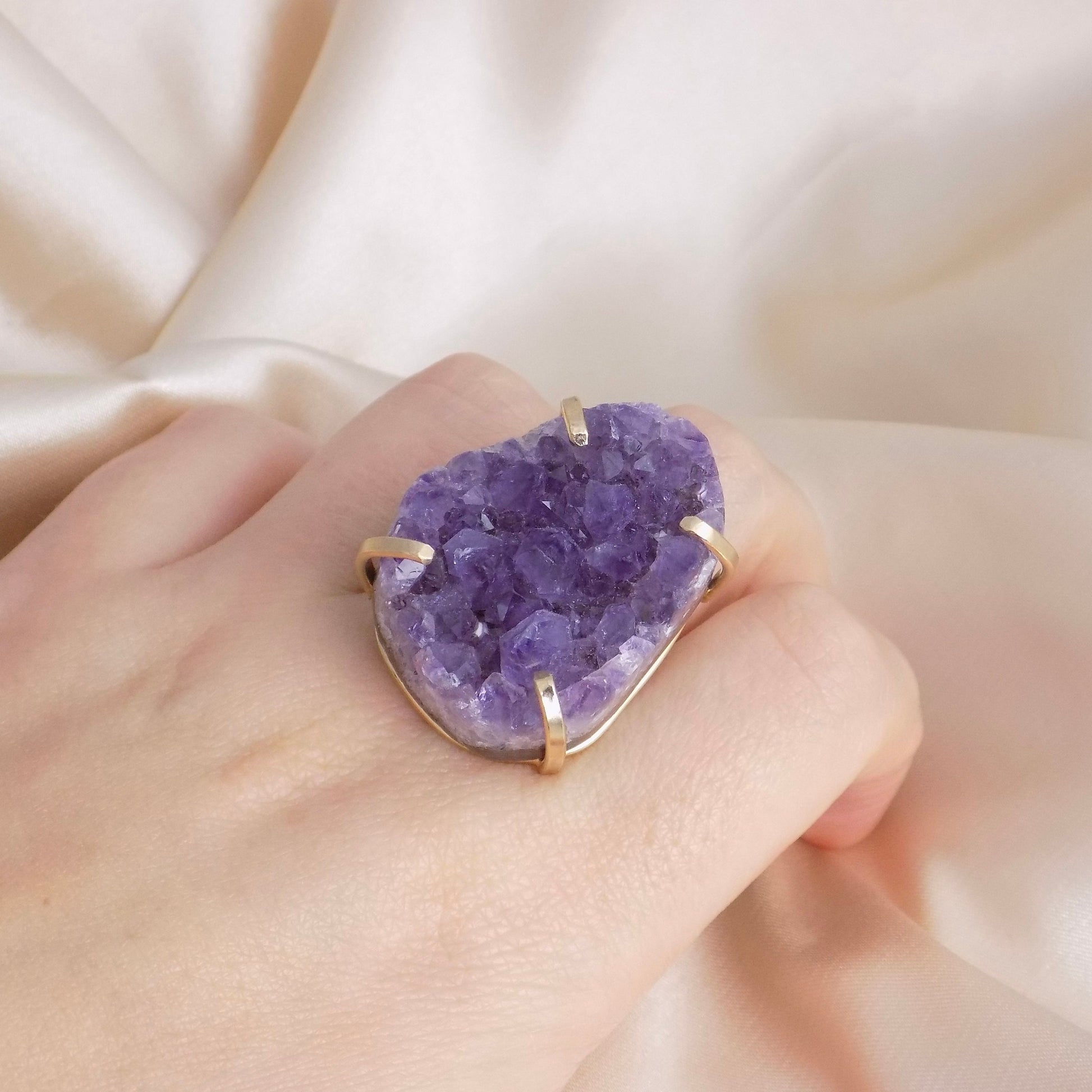 Raw Amethyst Ring - Crystal Ring