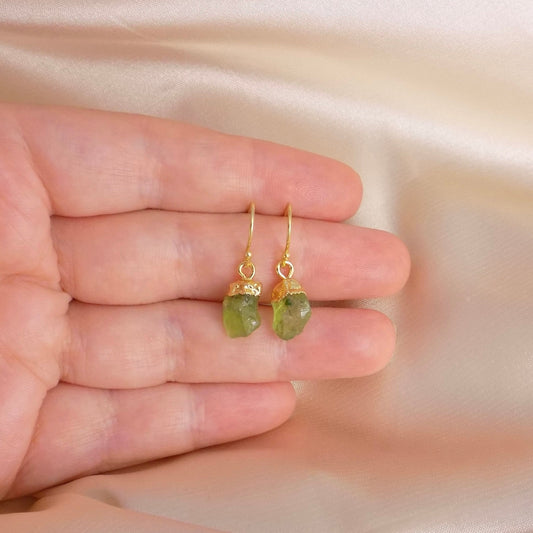 Small Raw Peridot Gemstone Earrings Gold, Rough Green Stone Drop Dangle, August Birthday Gift, M7-41