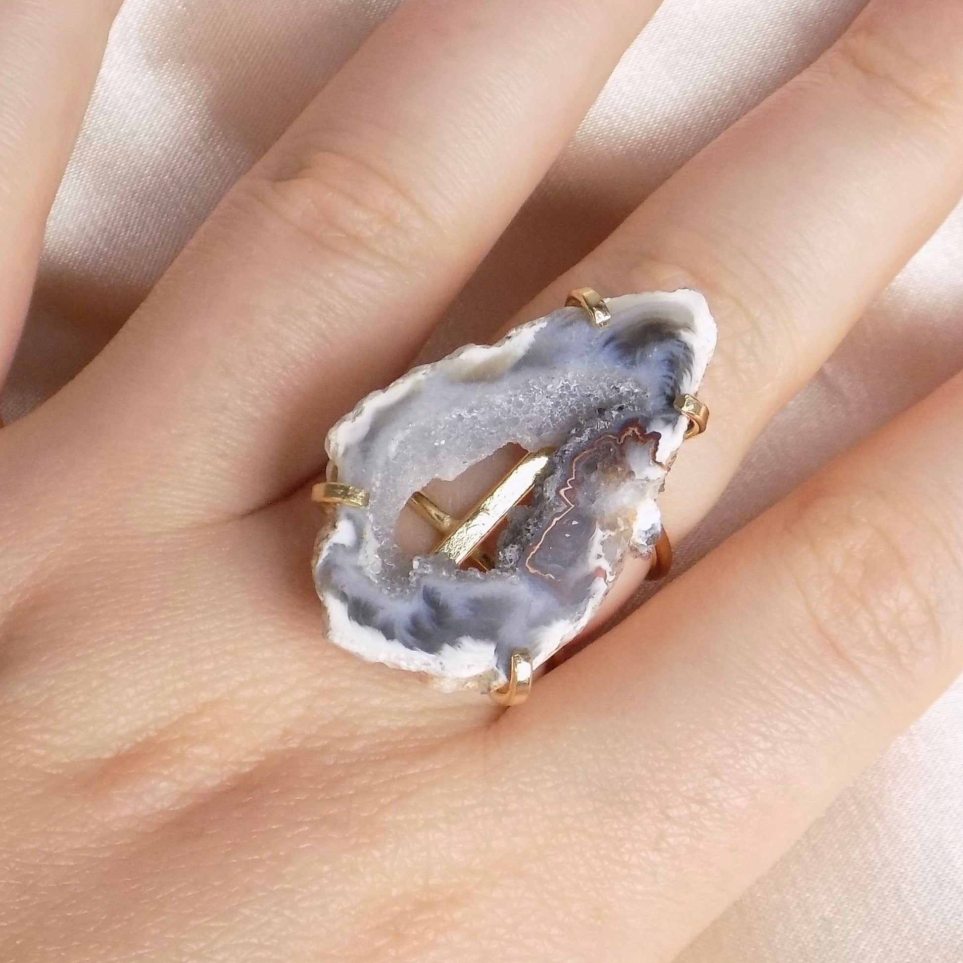 Adjustable Gray Geode Agate Slice Ring For Women, G15-123