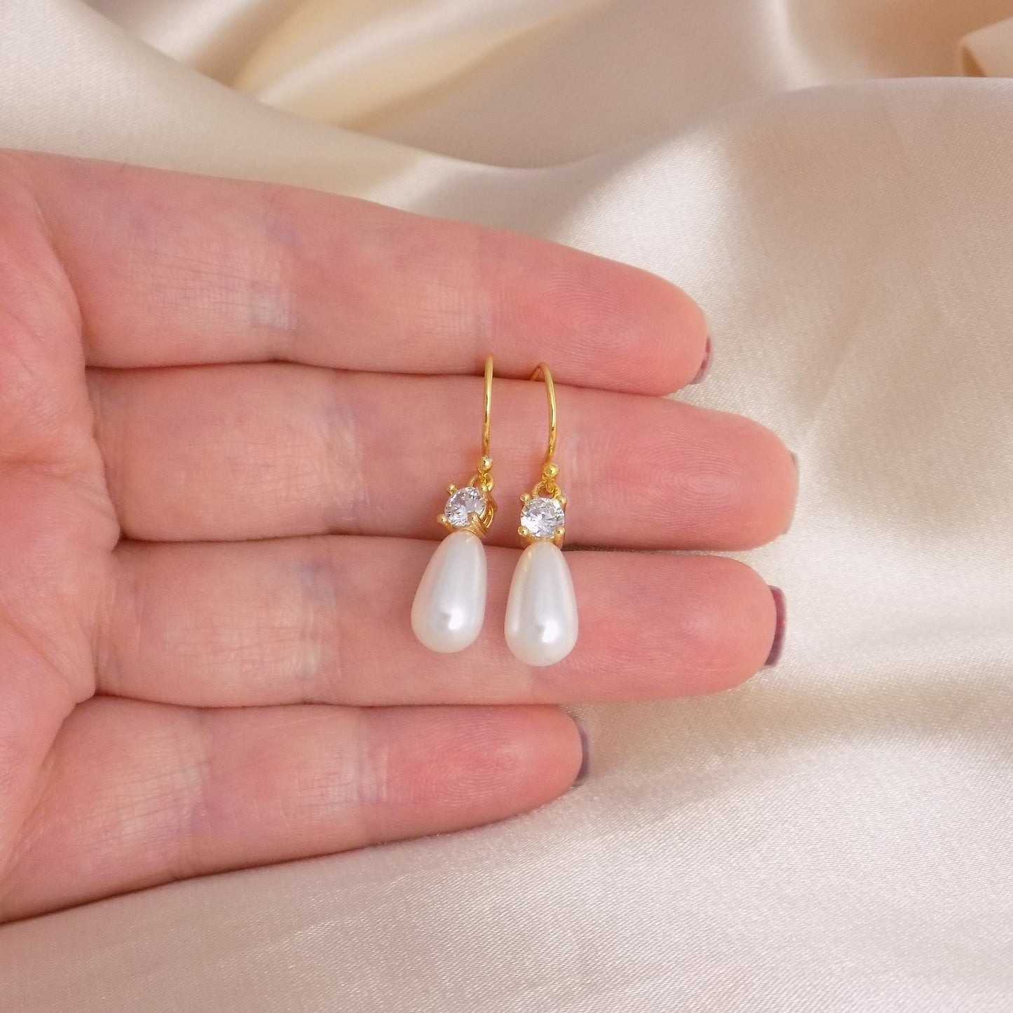 Gold Pearl Earrings - Cubic Zirconia Drop Earring - Gift Women - M7-184