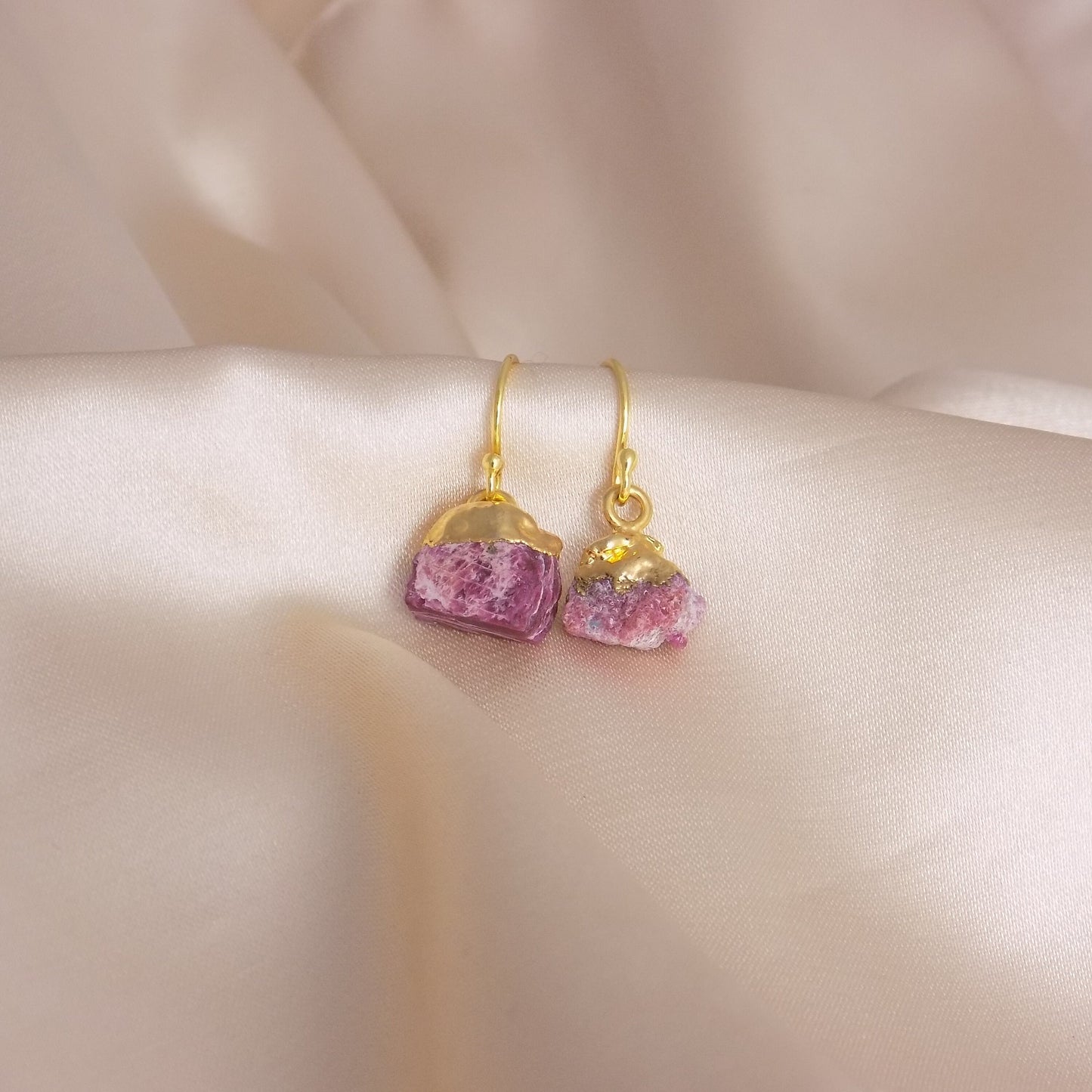 Pink Ruby Earrings Gold, Raw Ruby Gemstone Dangle Drop Earring, Christmas Gifts For Her, M7-60