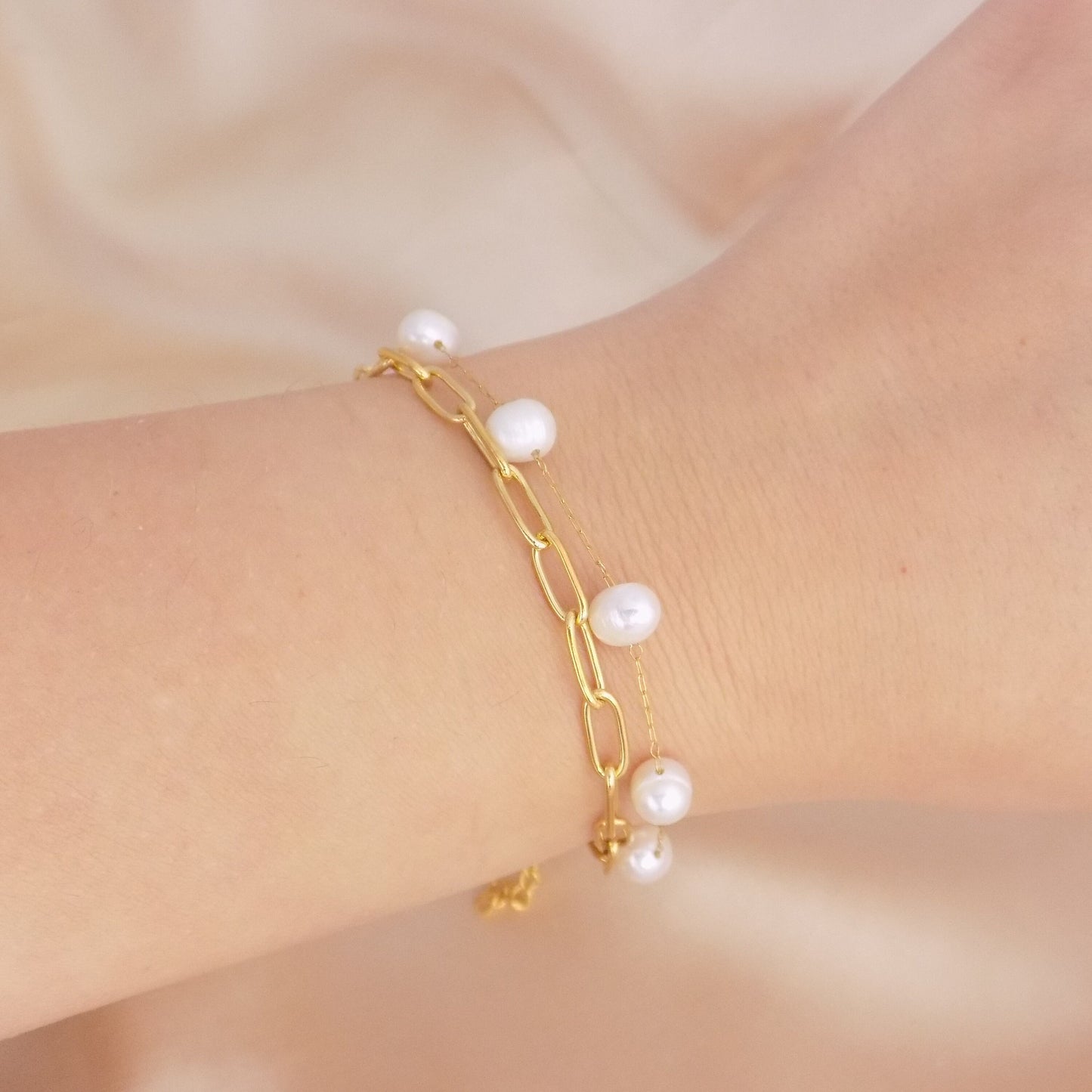 Gold Chain Bracelet Double Strand, Paperclip Chain, Freshwater Pearl Chain, 18K Gold Stainless Steel, M7-223