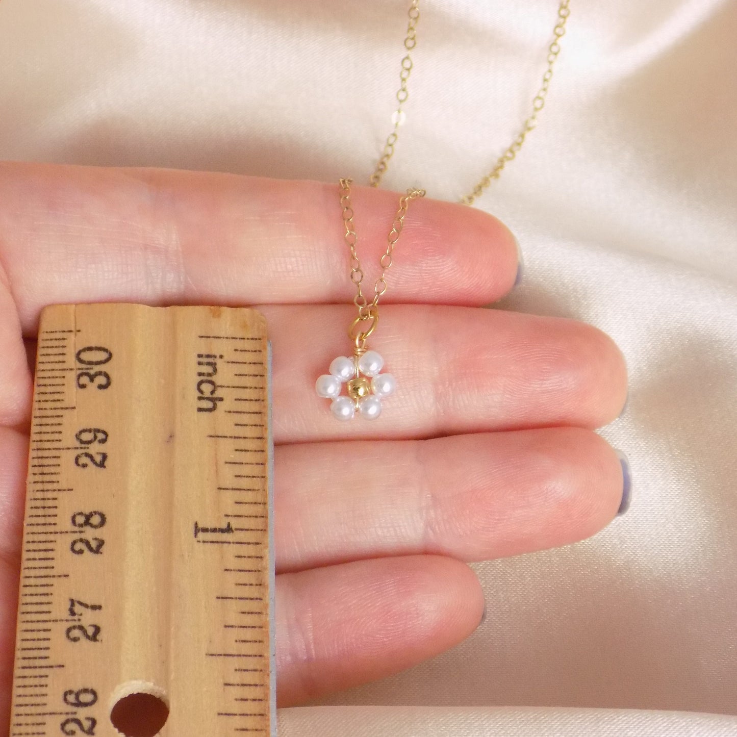 Gift Women, Gold Pearl Flower Minimalist Necklace, Delicate Charm Necklace Layering, M7-310