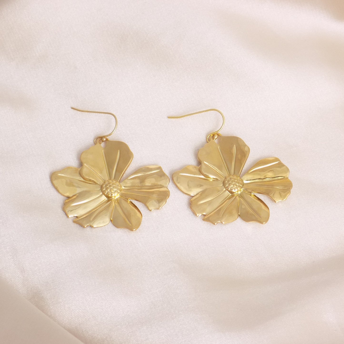 Large Flower Earrings Gold, Statement Dangle Earrings, Gifts For Her, M7-325