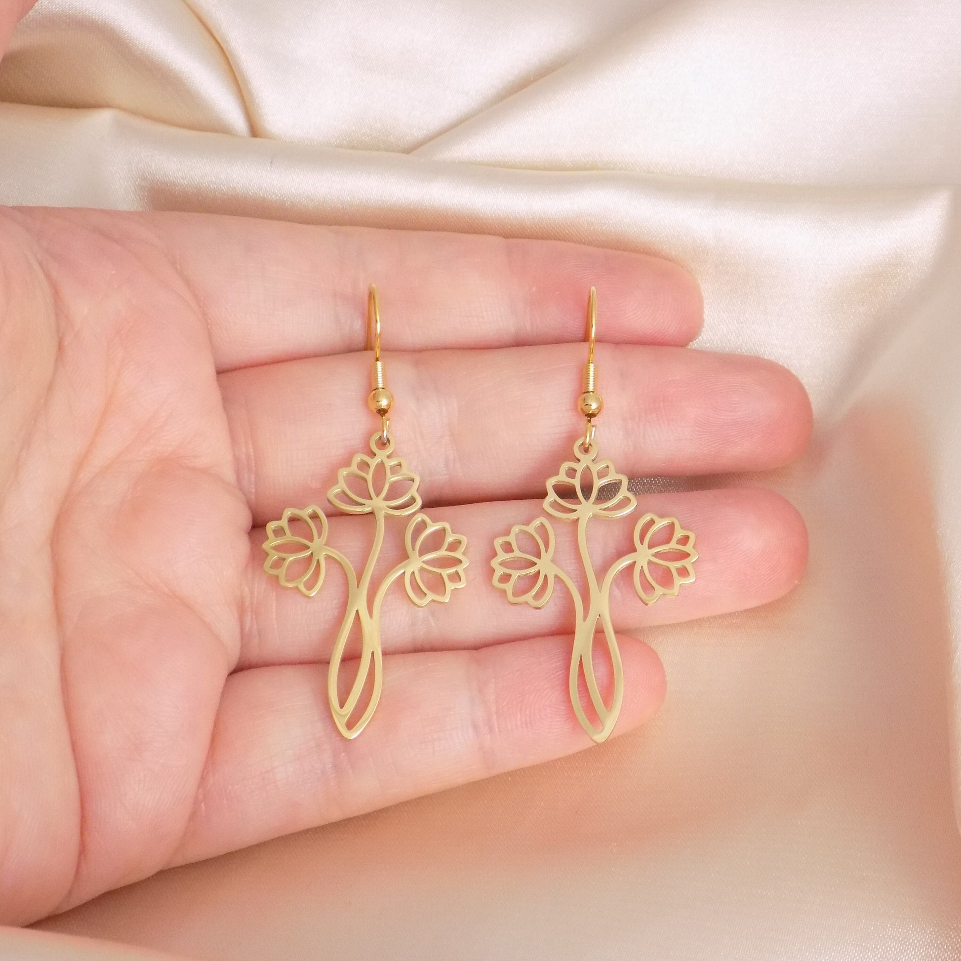 Unique Lotus Earrings, Gold Dainty Flower Earring, Minimalist Gifts For Her, M7-360