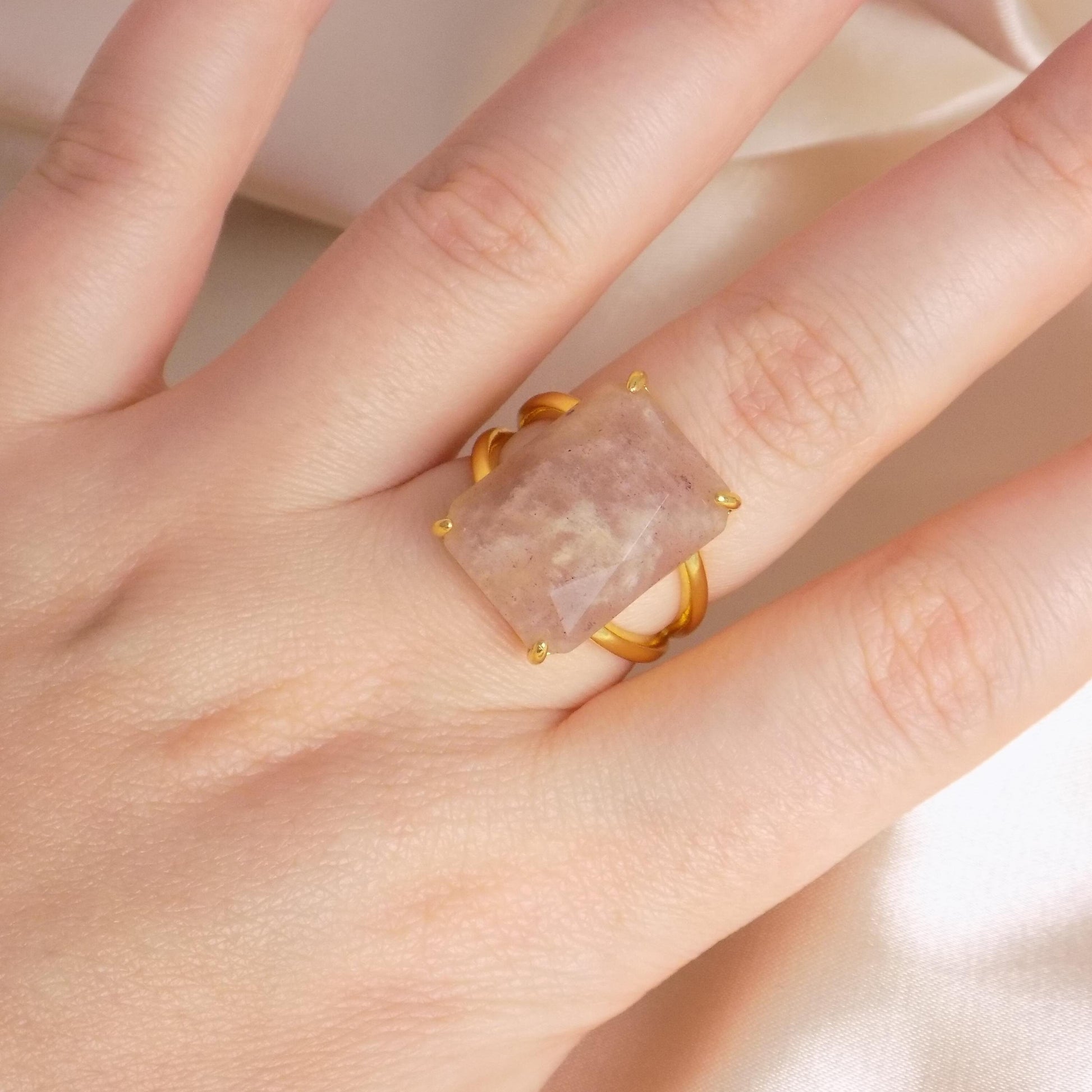 Light Pink Flower Agate Ring Gold, Large Crystal Ring Adjustable, Gift For Her, M7-422