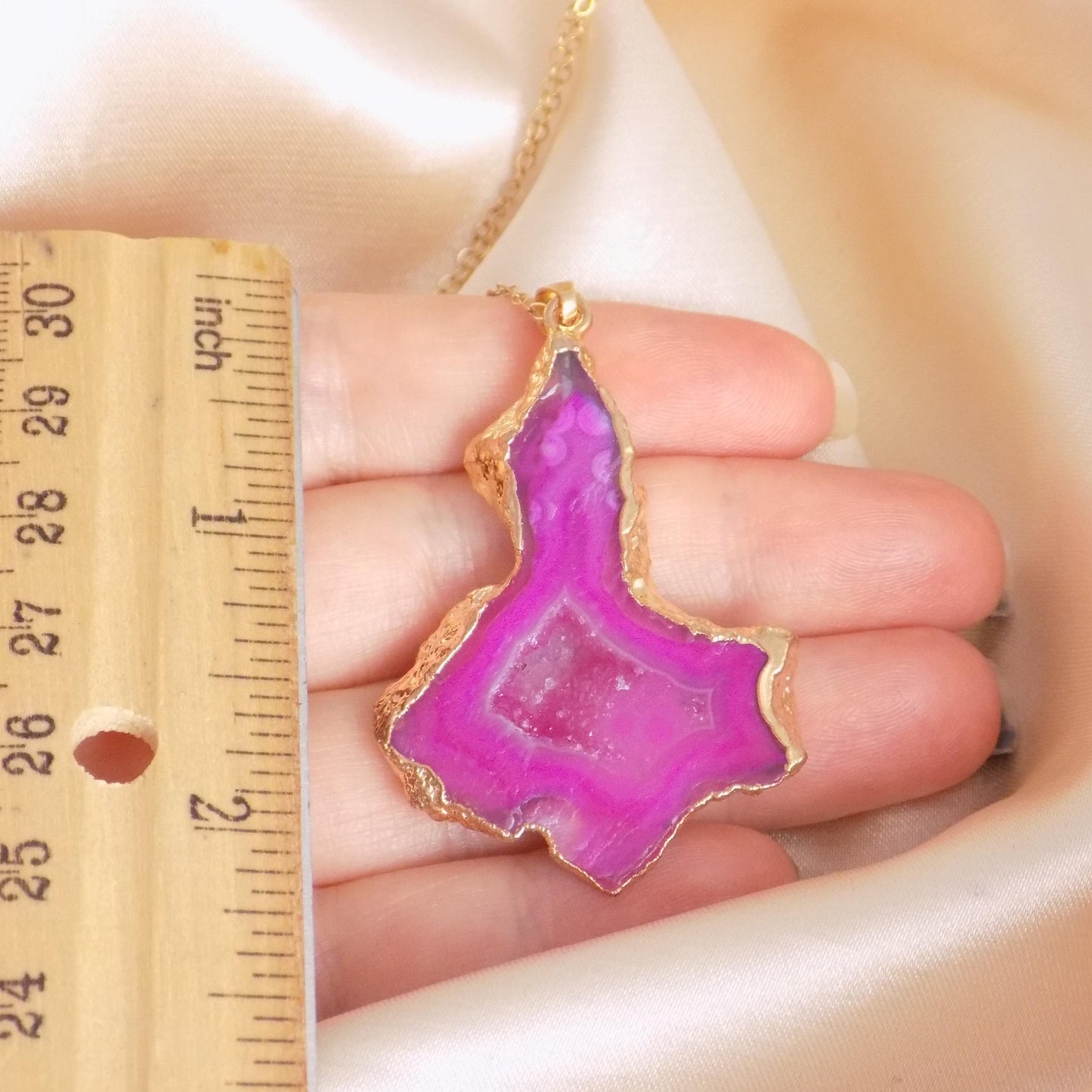 Gifts For Mom, Hot Pink Agate Pendant Necklace, Unique Geode Slice, Boho Raw Crystal Layer Gold, Mothers Gift, G13-527