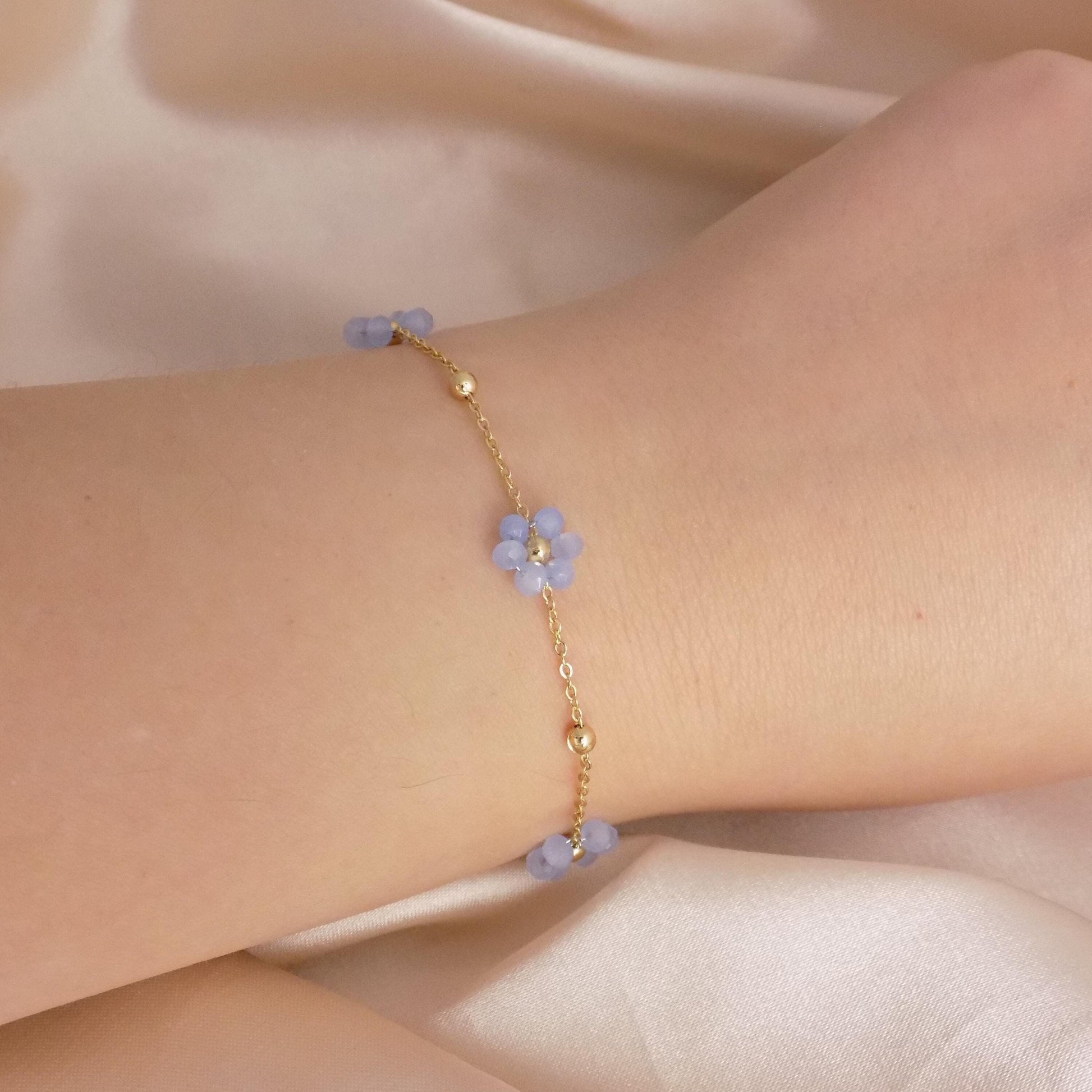 Tiny Blue Flower Bracelet 18K Gold Stainless Steel - Periwinkle Beaded - Dainty Super Thin - Gifts For Her - M6-337