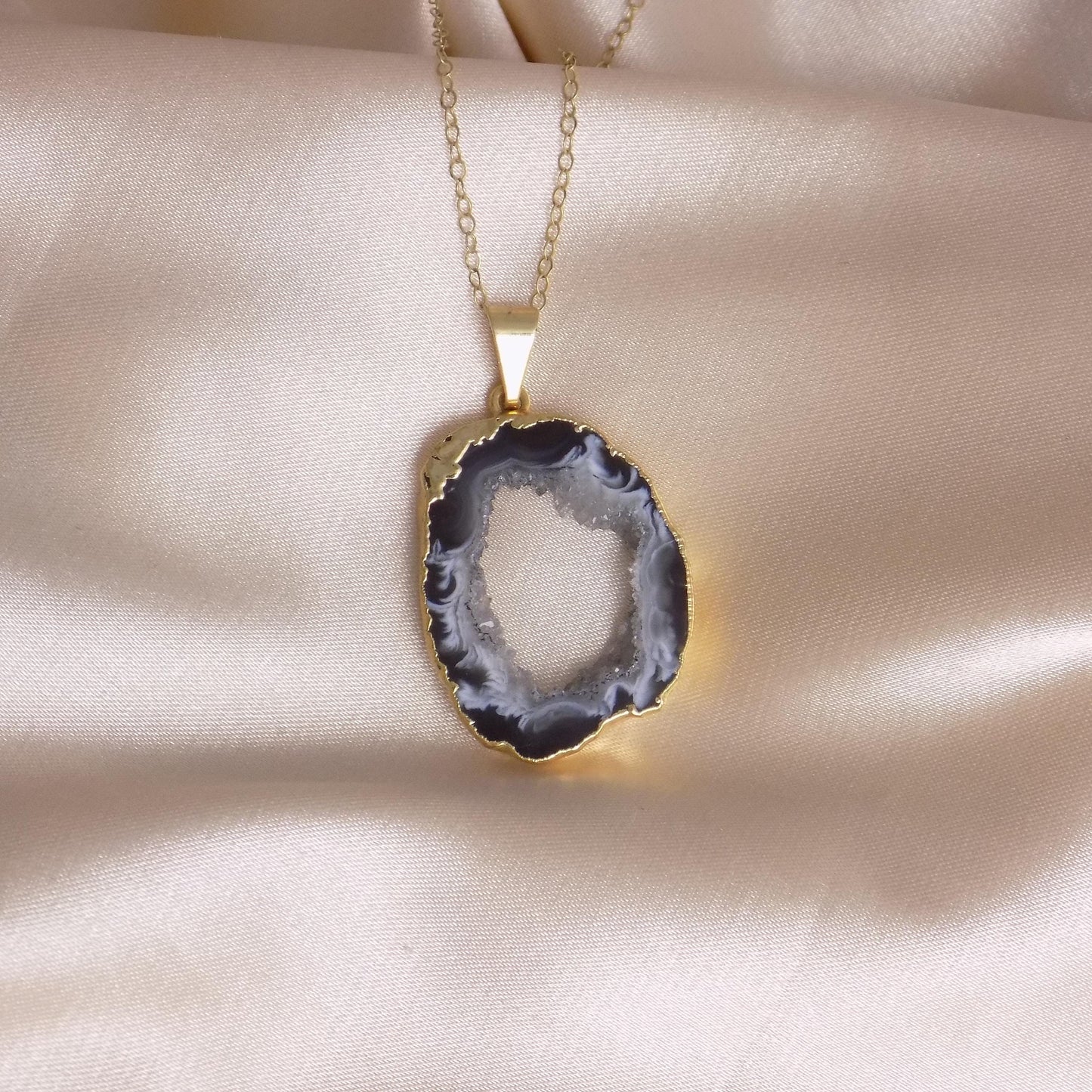 Large Statement Necklace, Gray Geode Necklace, Gold Druzy Pendant Necklace For Women, G15-155