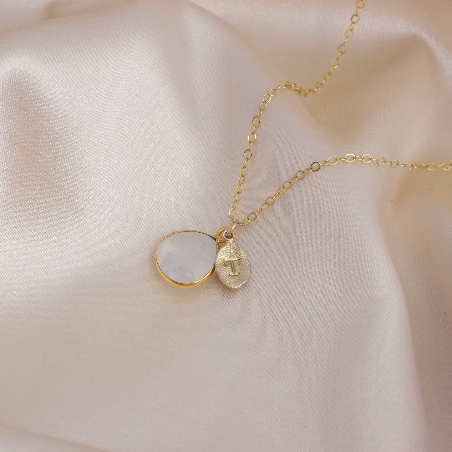 June Birthstone Necklace, Moonstone Necklace Gold, Personalized June Birthstone Necklace, White Crystal Pendant, Gifts For Mom, M6-79